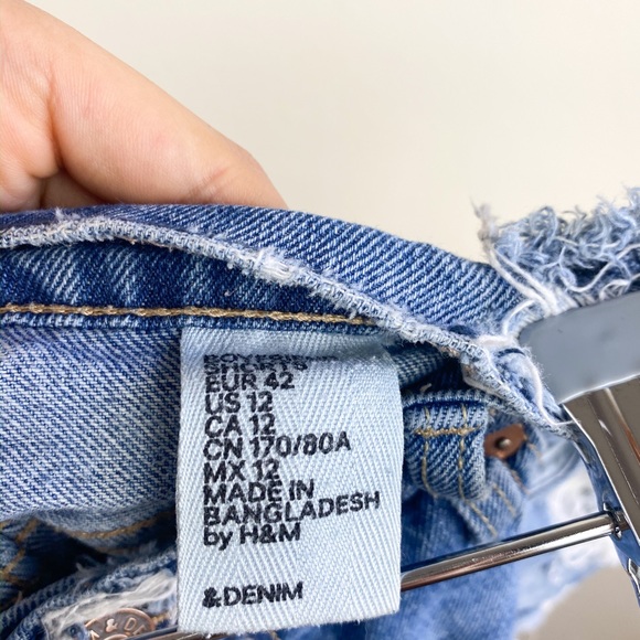 Button Fly Distressed Medium Wash H&M US 12 - Picture 6 of 6